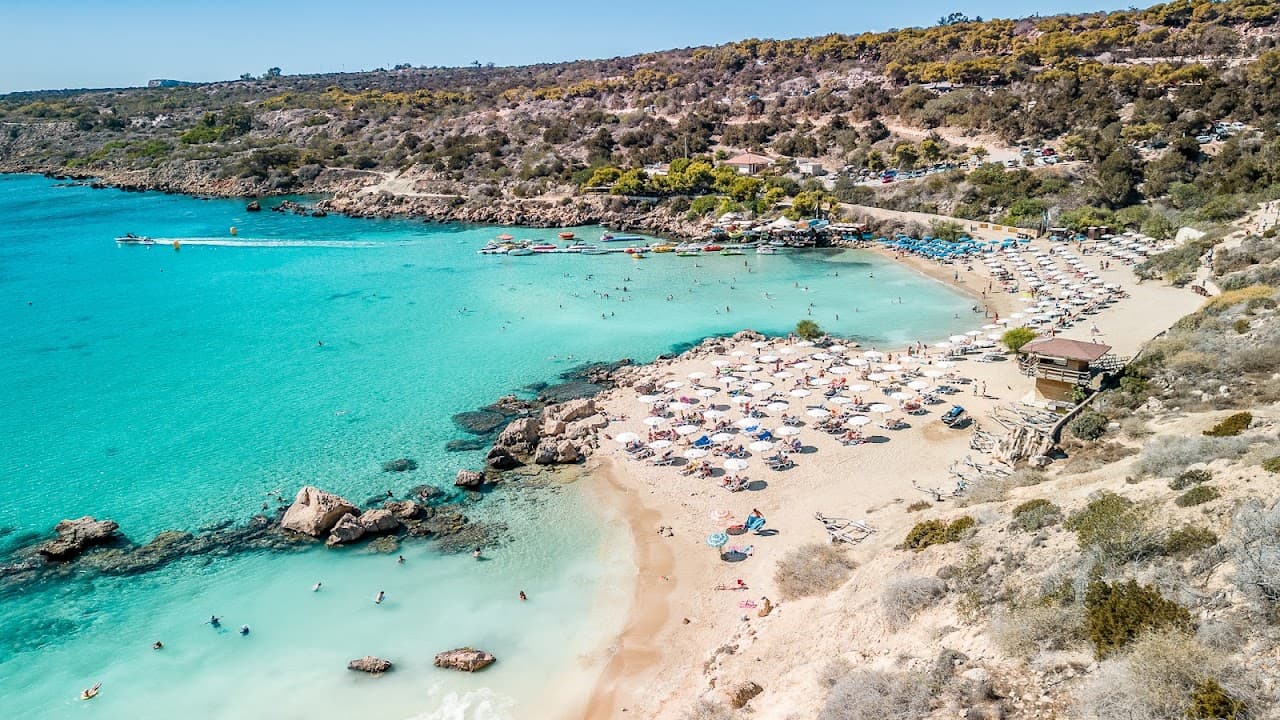 Konnos Bay
