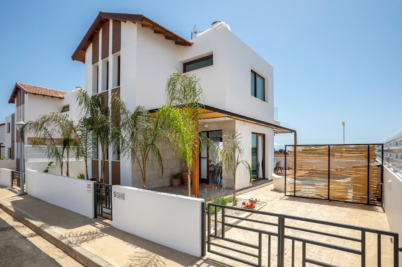Chris Le Mare Luxury Villa