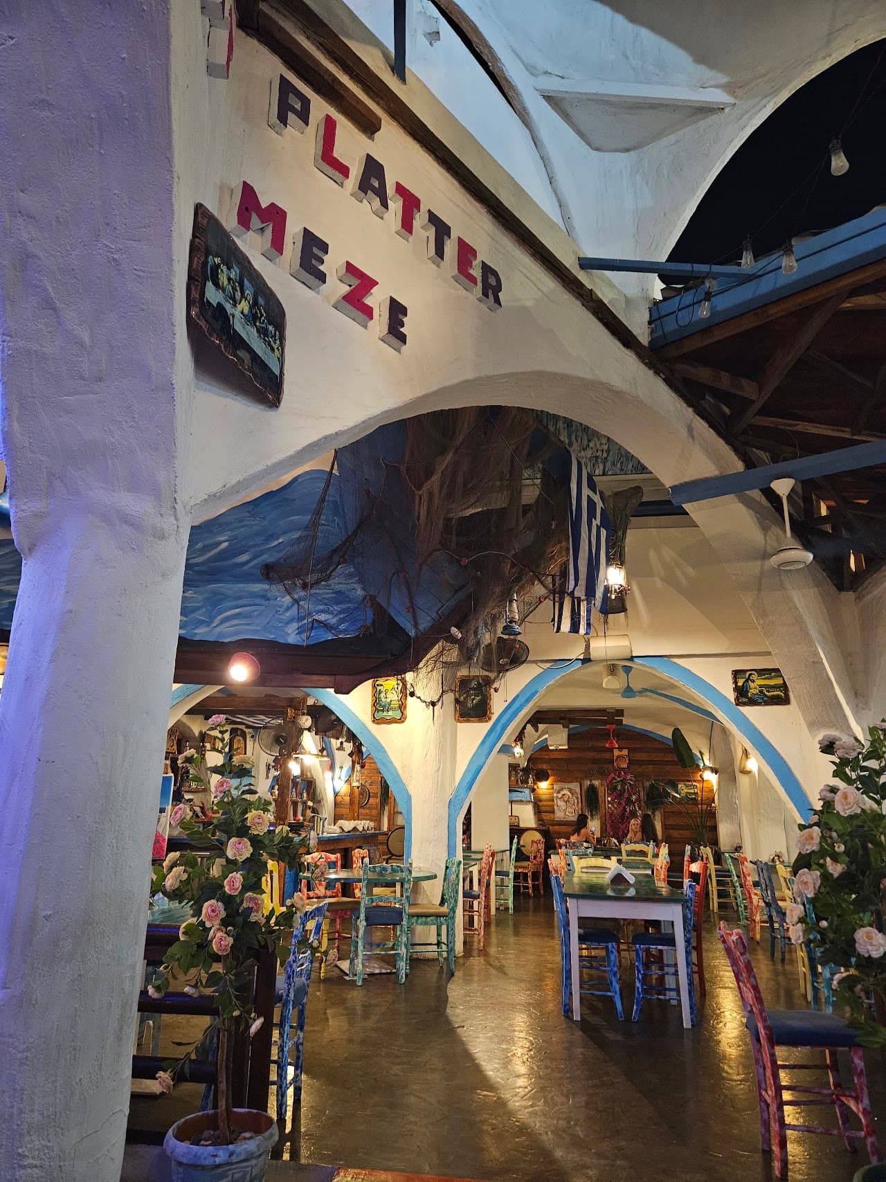 Costas Taverna