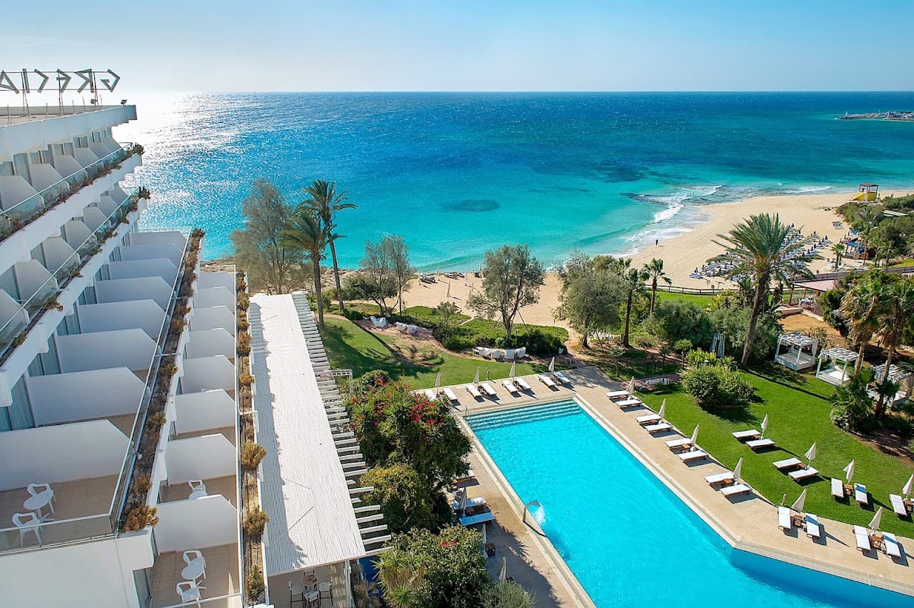 Grecian Sands