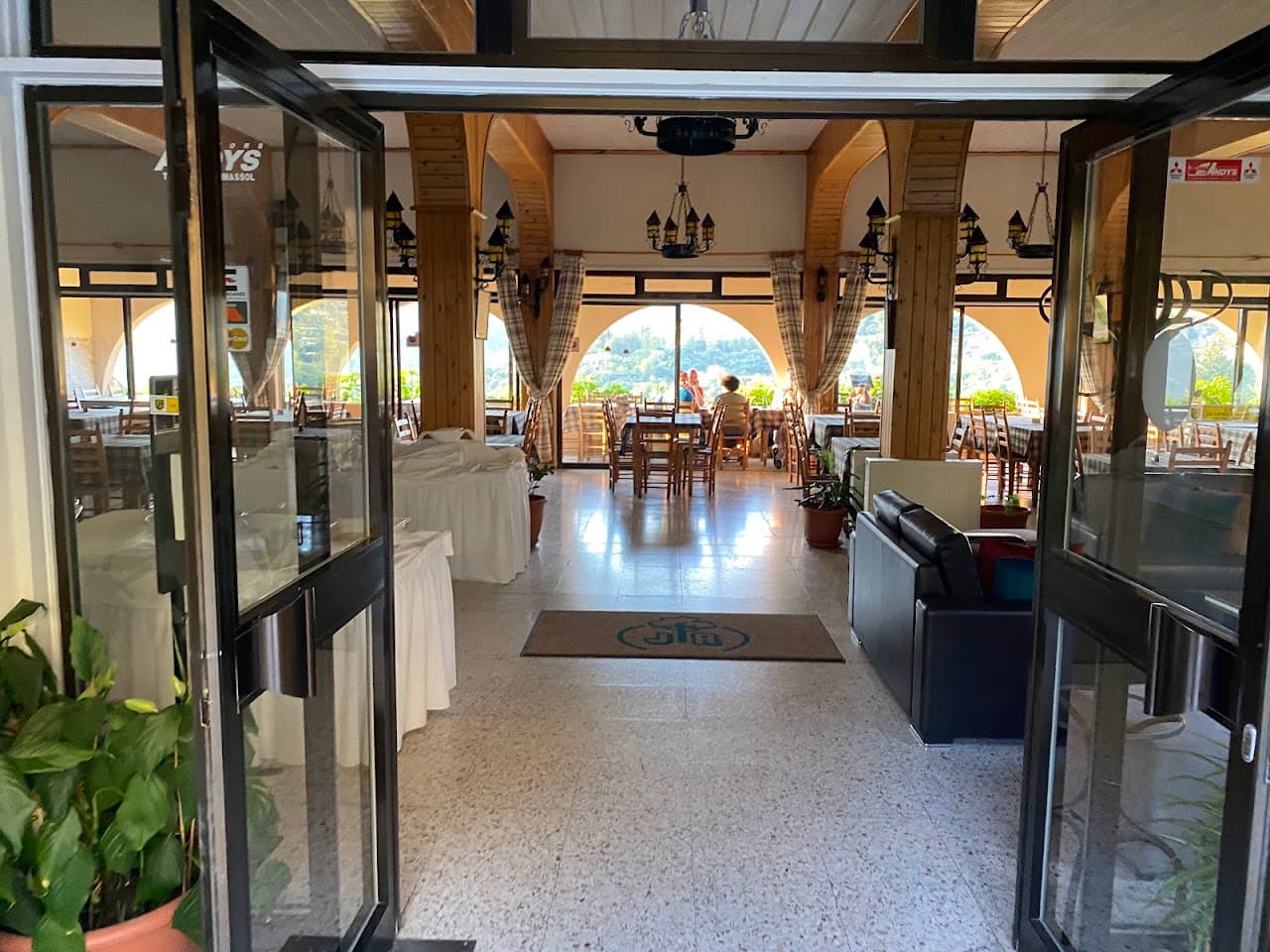John's restaurant