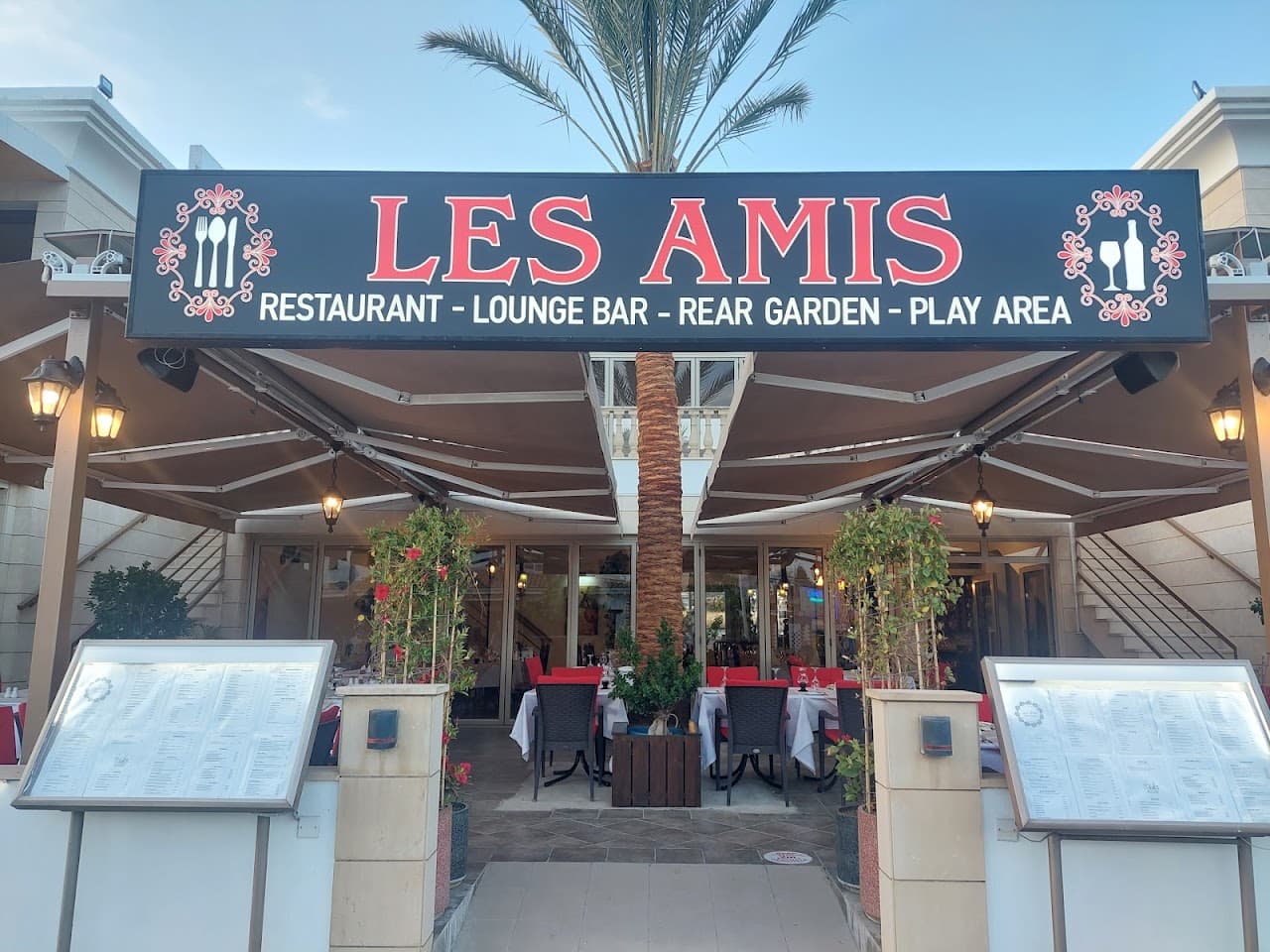 Let Amis Restaurant