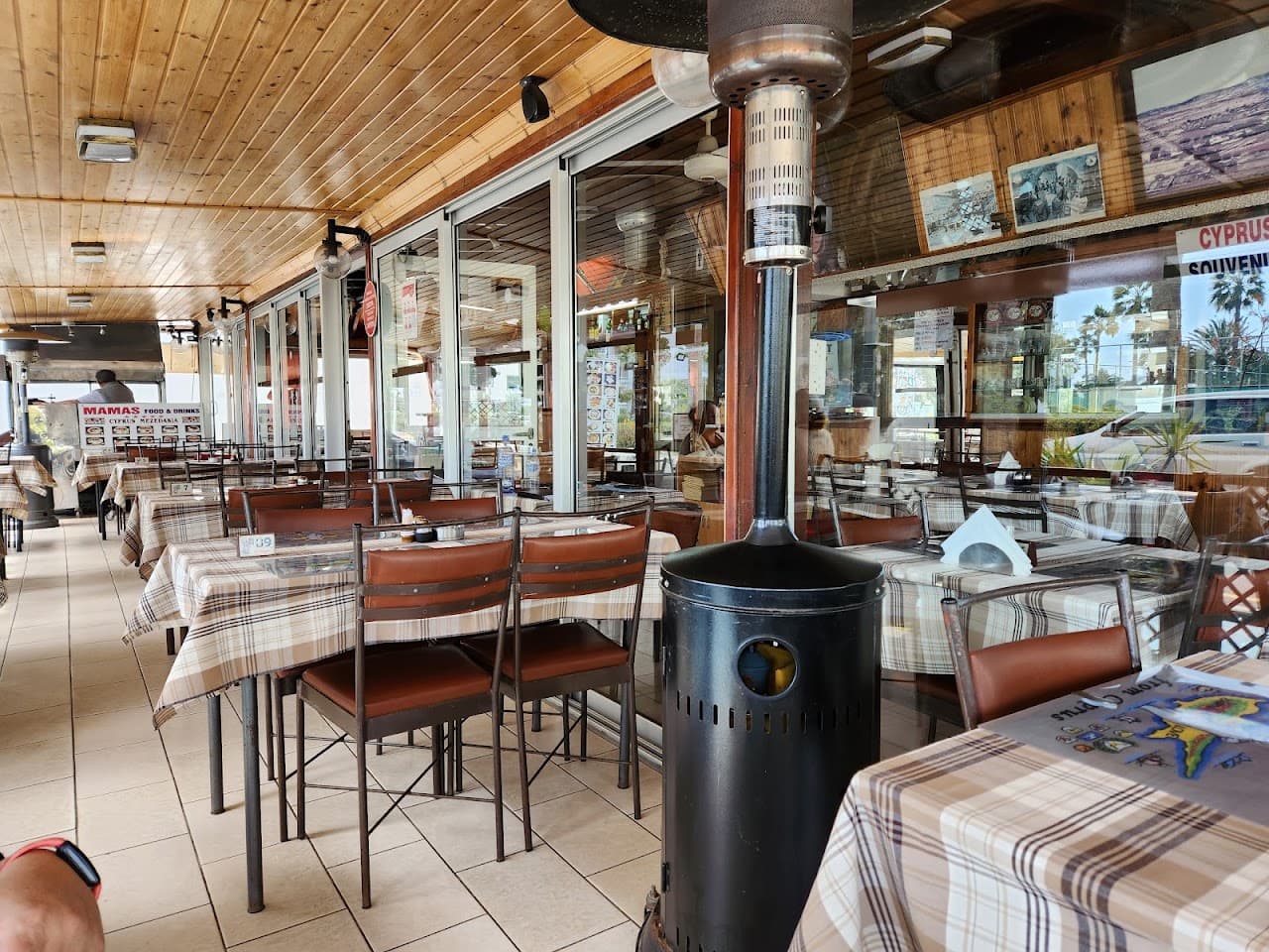Mamas Restaurant