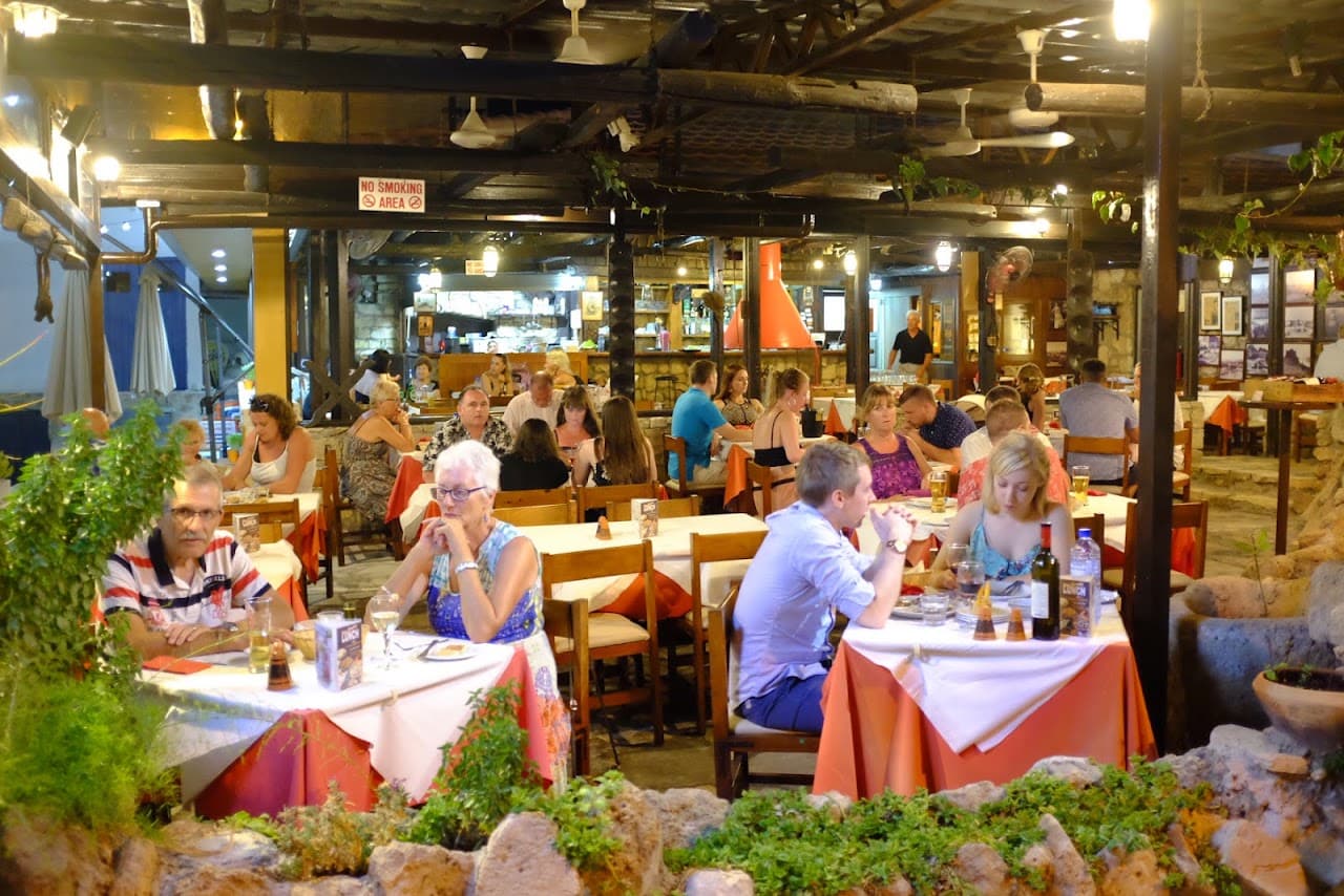 Mandra Tavern