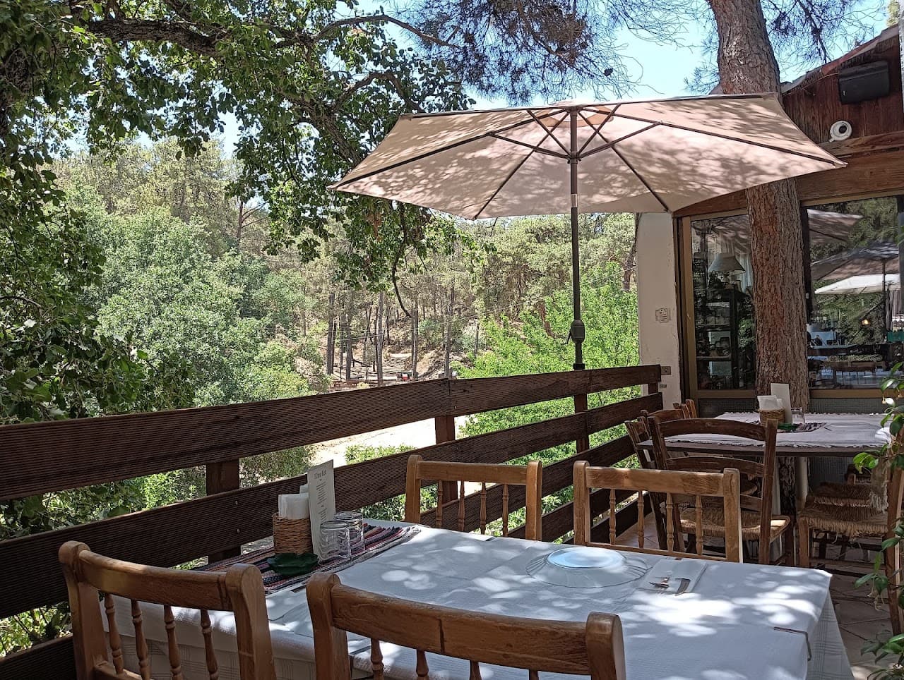 Maramenos Restaurant