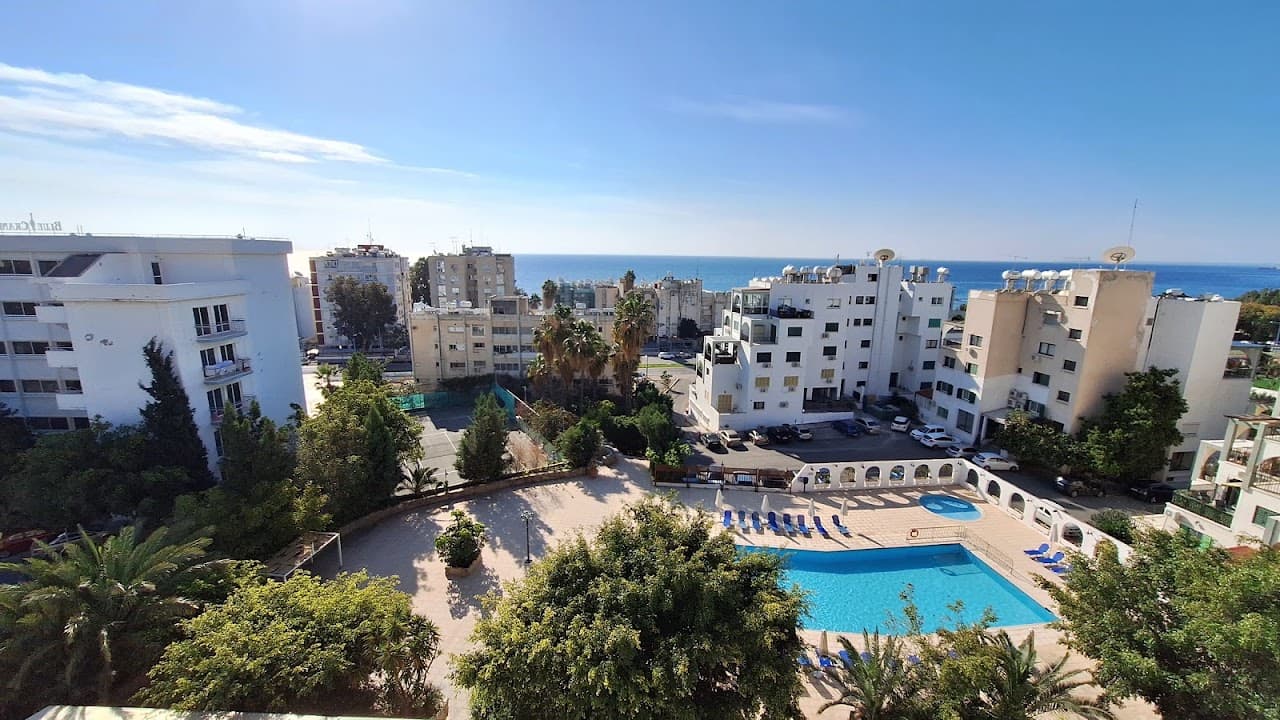 Navarria Hotel