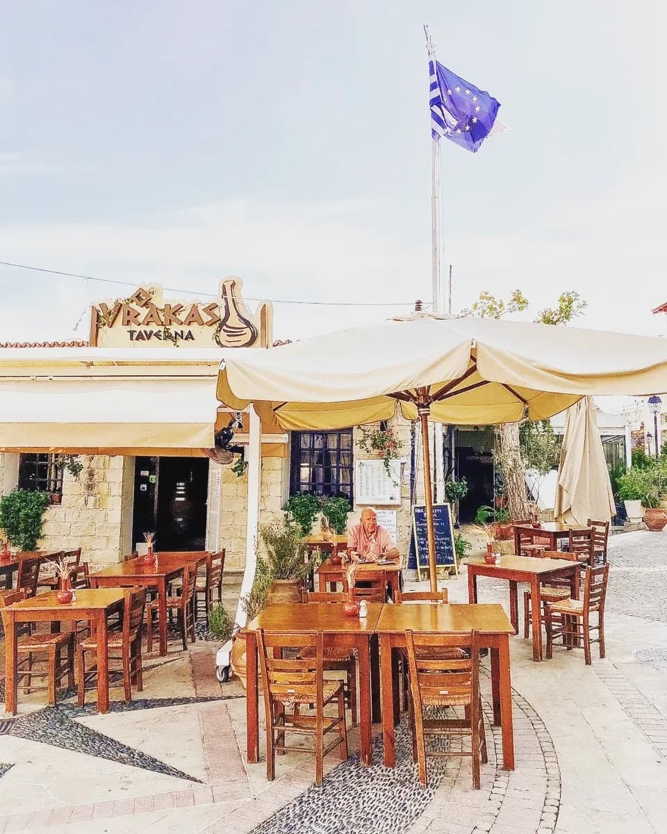 O Vasos O Vrakas Tavern
